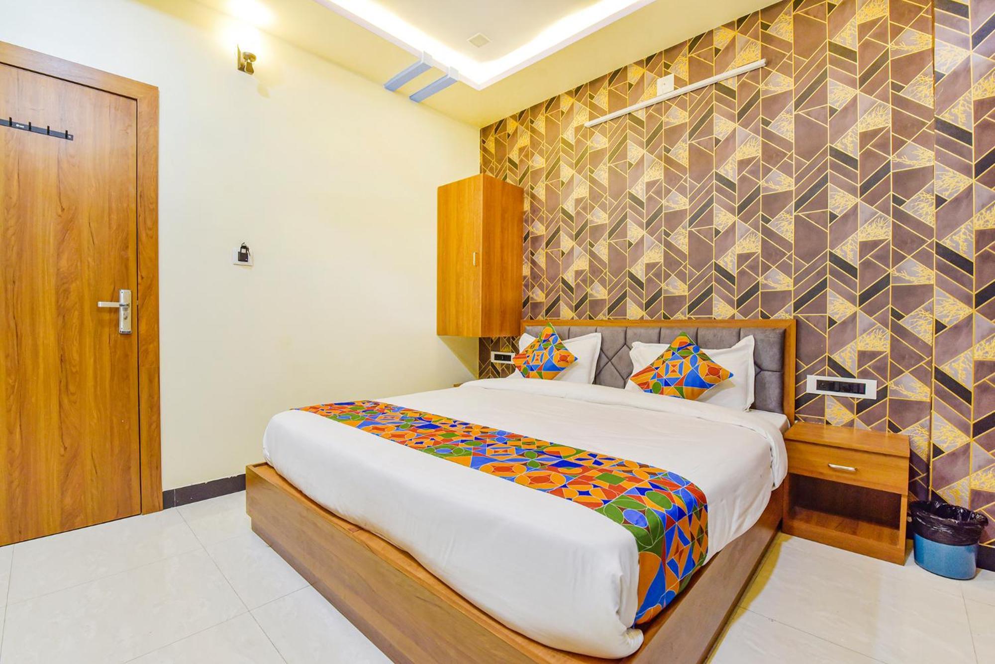 Fabhotel The Castle Inn Udaipur Esterno foto